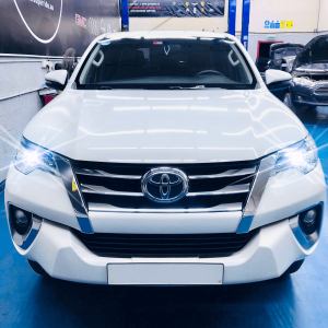 Toyota Fortuner- Best car service in UAE